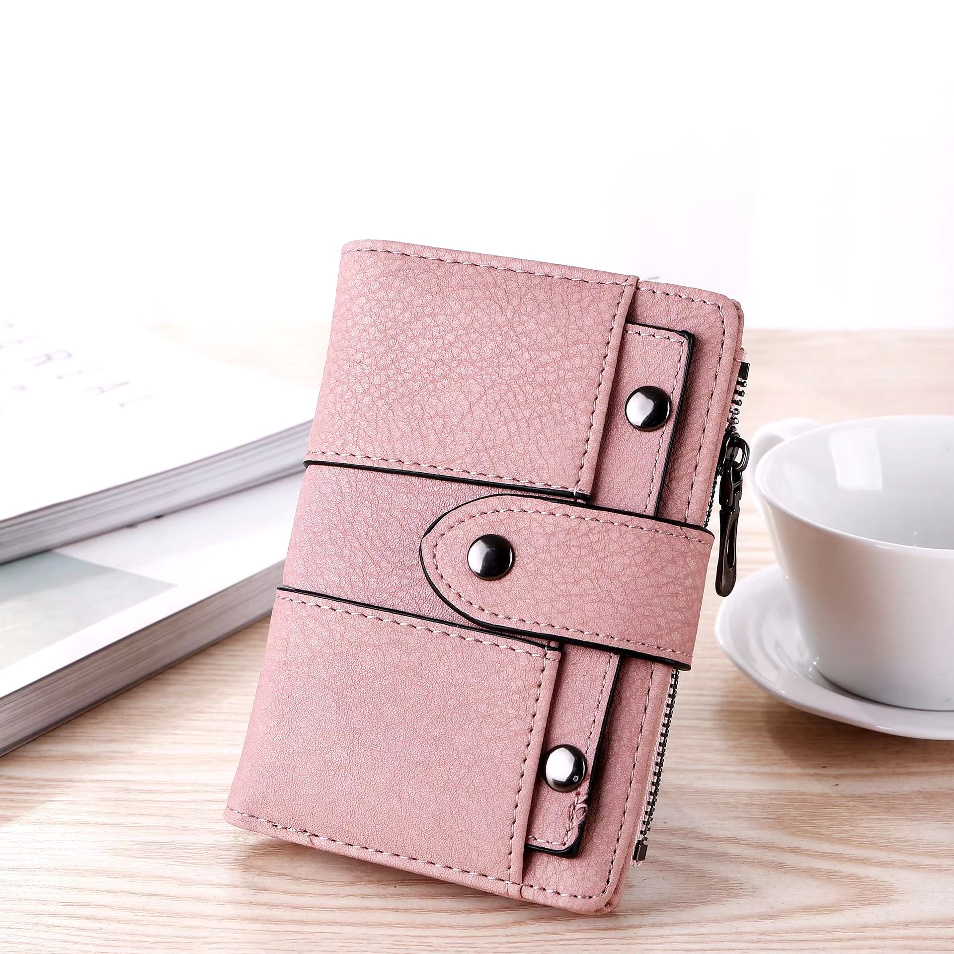 Women Wallet Simple Retro Rivets Short Wallet Coin Purse Card Holders Handbag for Girls Purse Small Wallet Ladies Bolsa Feminina